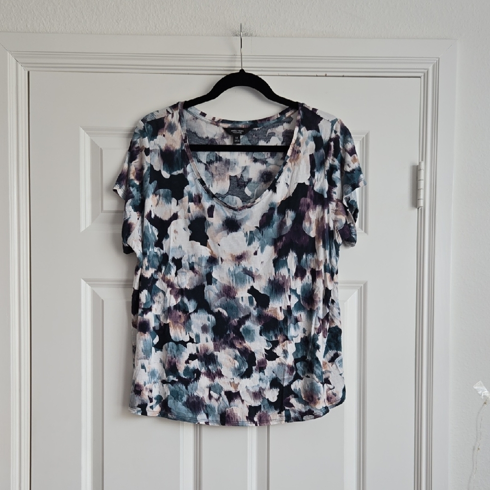 Simply Vera Vera Wang Multi-Color Short Sleeve V-Neck Top - Picture 1 of 6